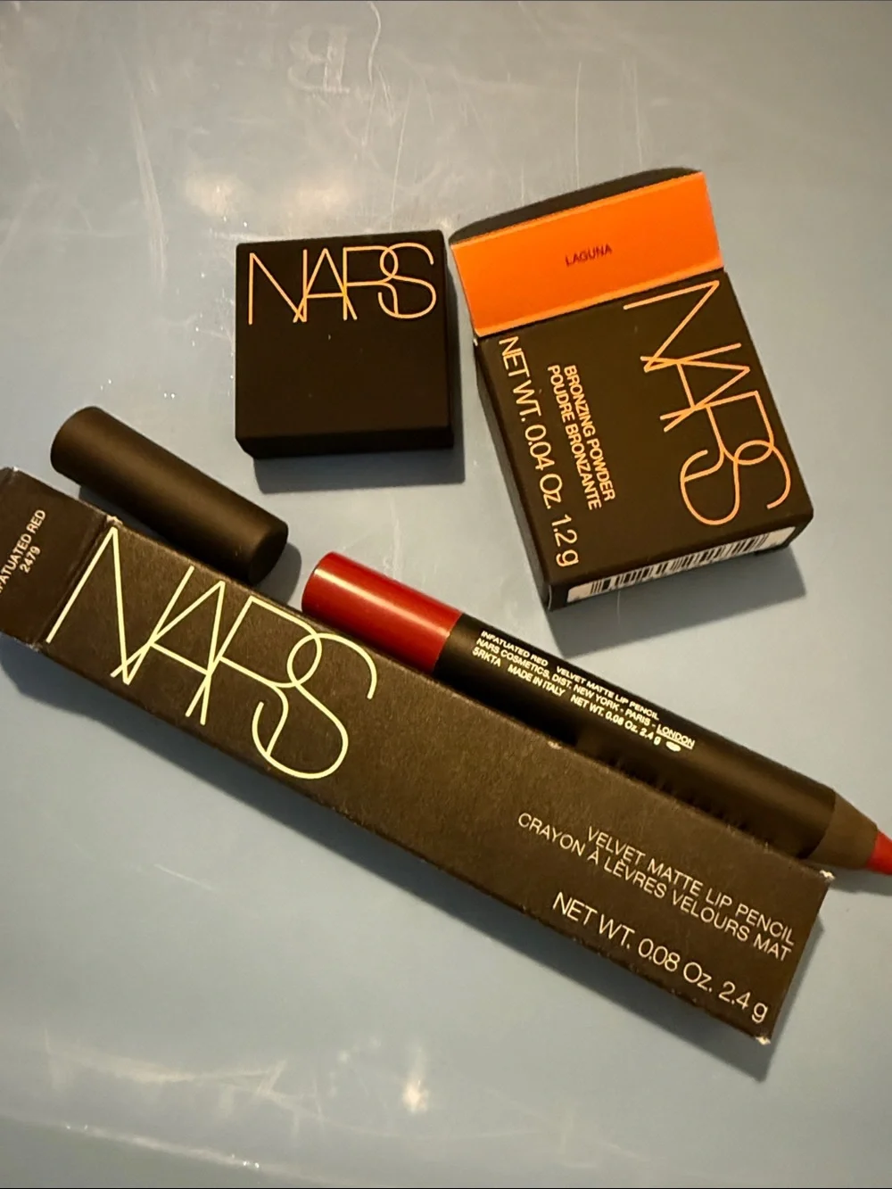 NARS Laguna Bronzing Powder & Velvet Matte Lip Pencil in Red